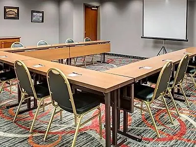 Holiday Inn Express Hotel & Suites Pittsburgh-South Side By Ihg