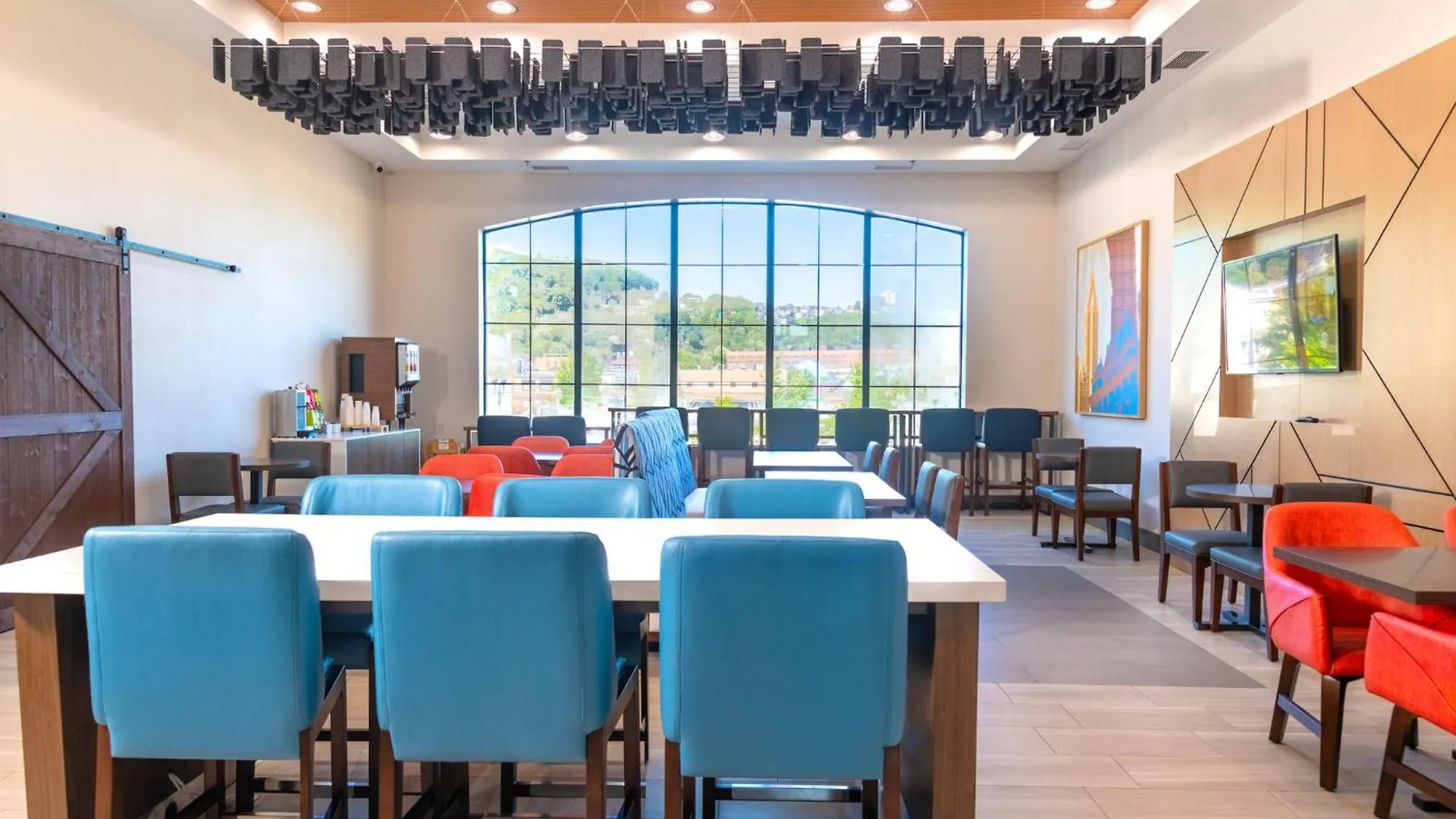 Holiday Inn Express Hotel & Suites Pittsburgh-South Side By Ihg USA